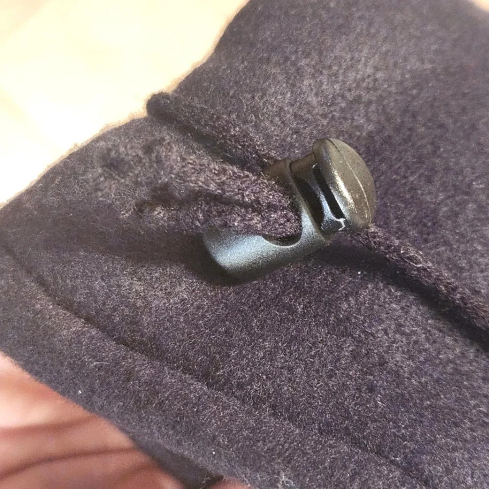 Macy's Black Fleece Toggle Mittens OS